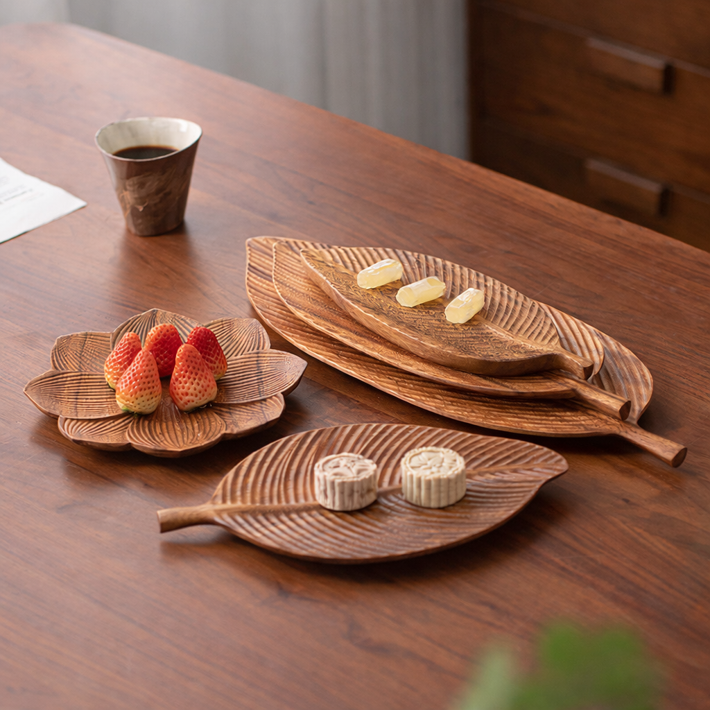 Leaf-Shaped Wooden Serving Tray Set